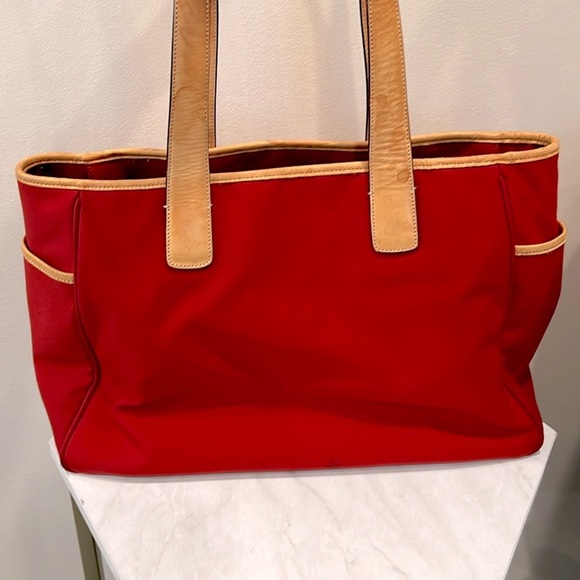 🔥Coach Red and Tan Tote Bag with Leather Trim🔥 - Picture 3 of 9